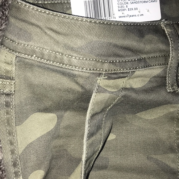 Seven7 Brand Utility Shorts in Camo Size 8 Inseam 5” with lots of stretch | NWT! - Picture 2 of 6